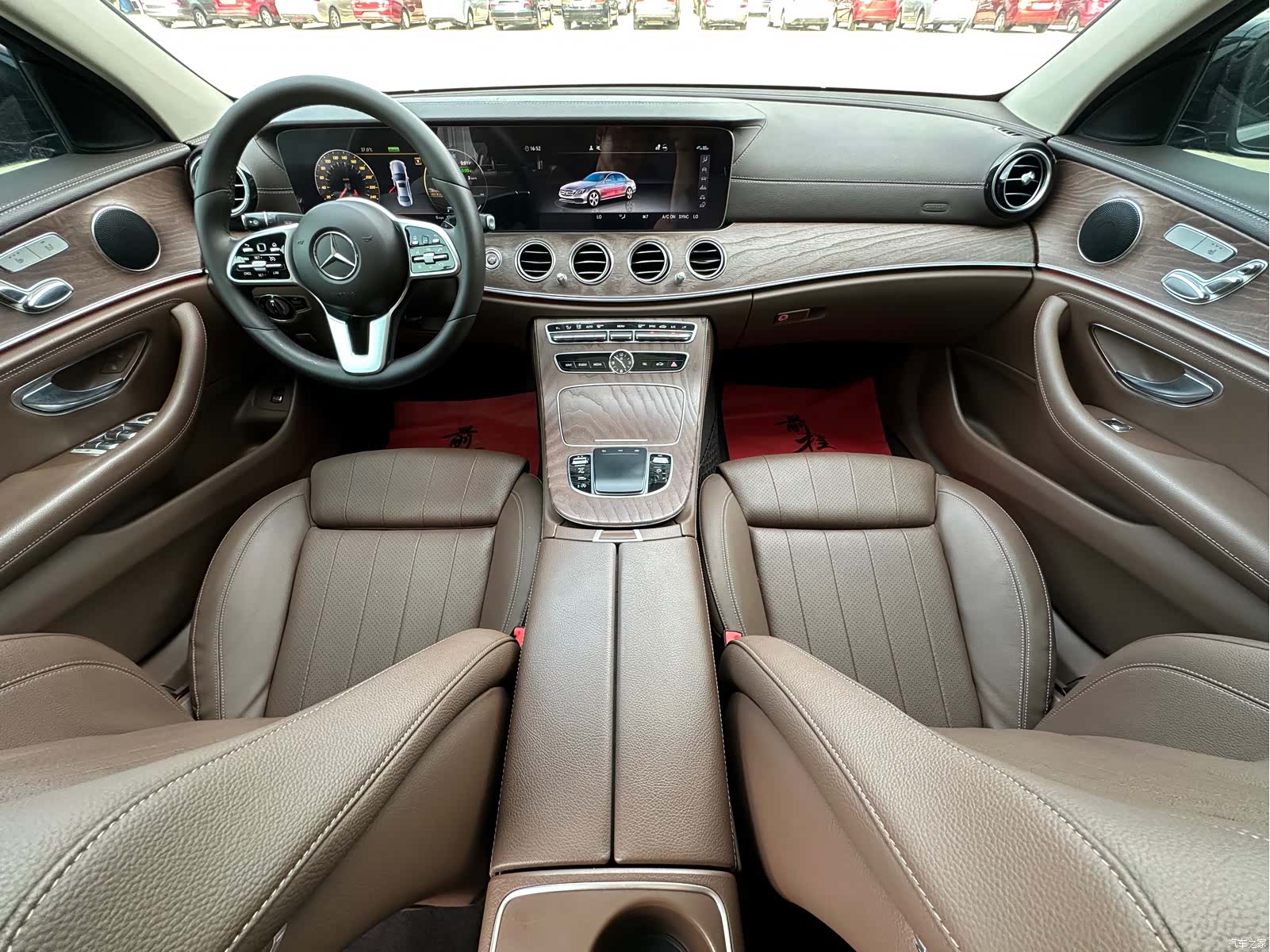 Mercedes-Benz E-Class, 2019 6