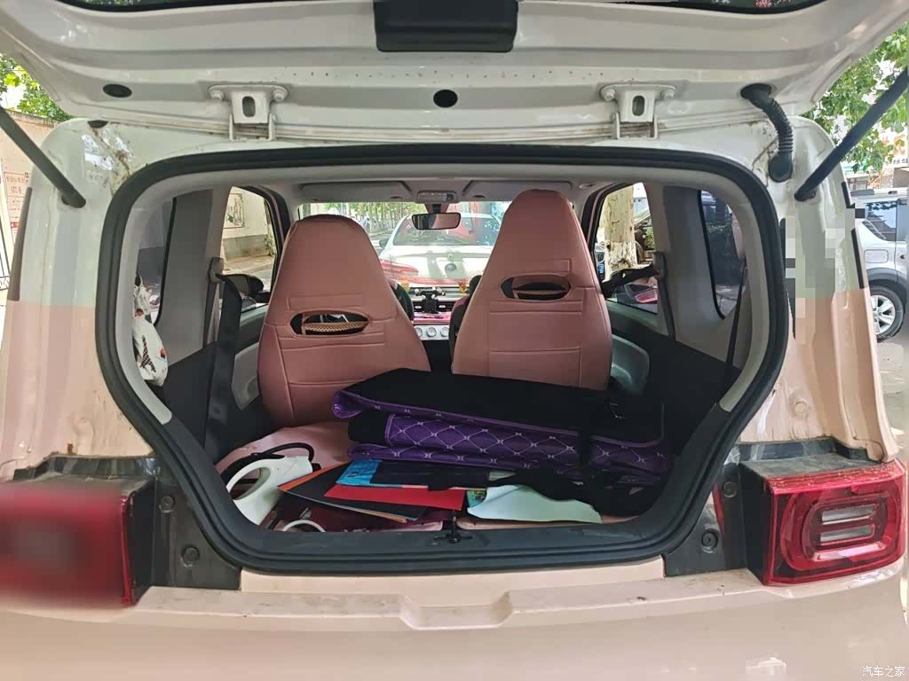 Wuling MINIEV, 2021 10
