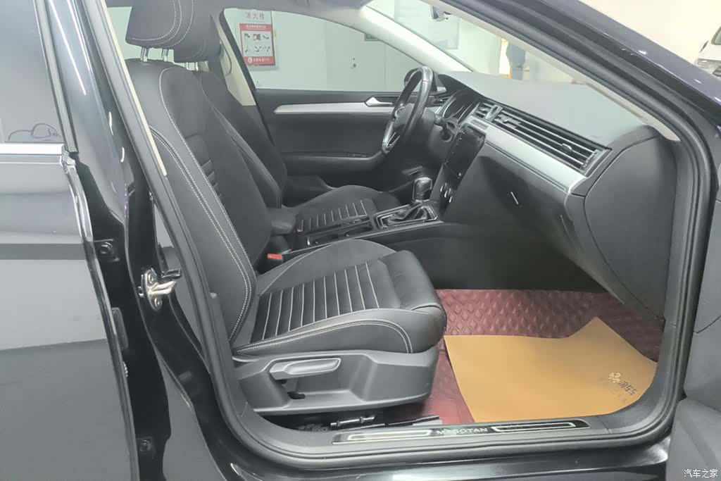 Volkswagen Magotan, 2022 8