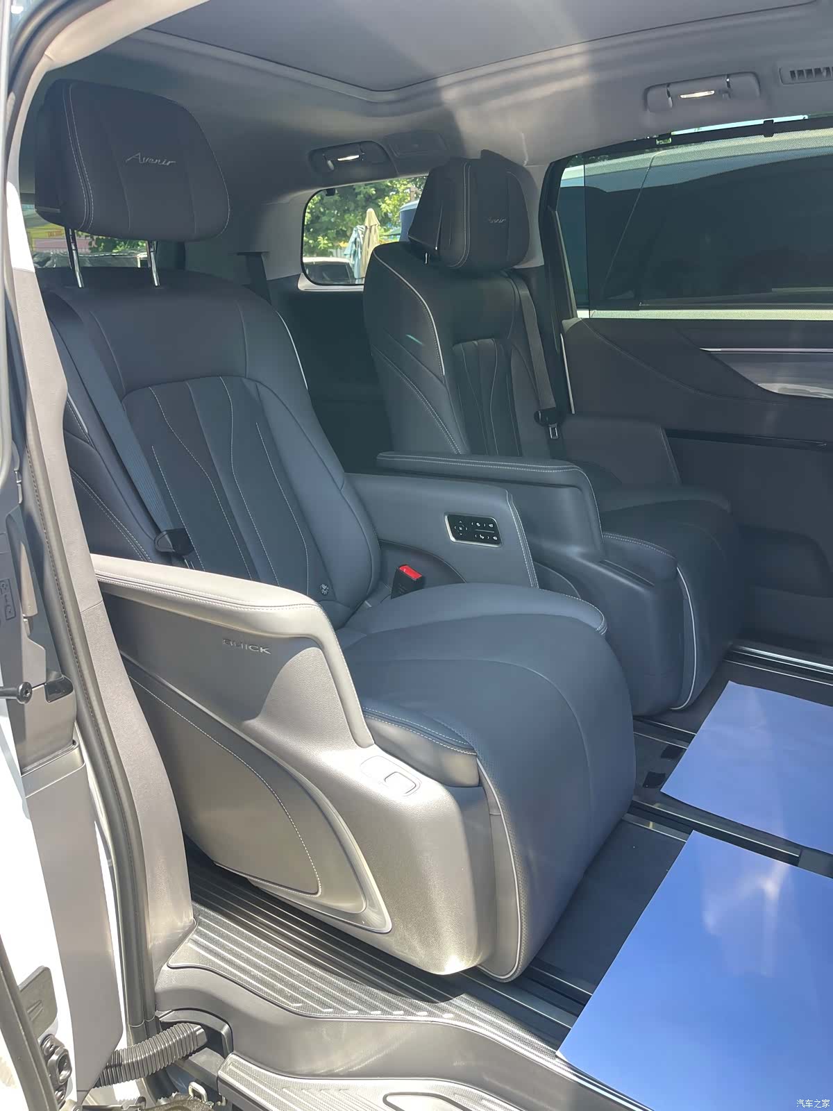 Buick GL8, 2026 16