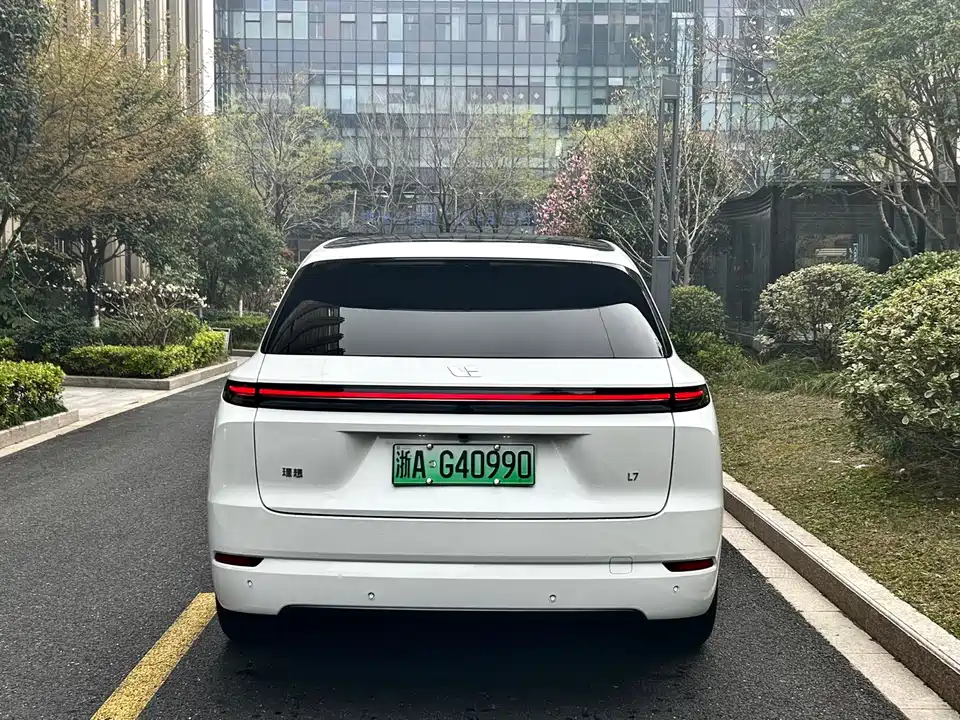 Li Auto Ideal L7