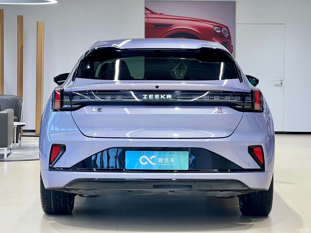 Zeekr 001, 2025 6