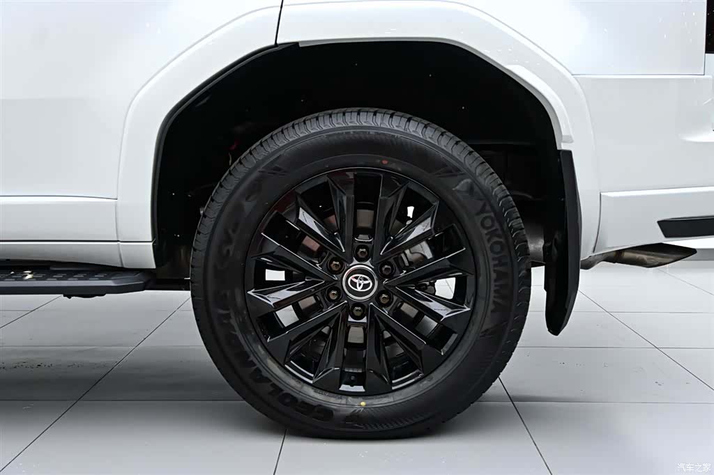 Toyota Prado, 2026 36