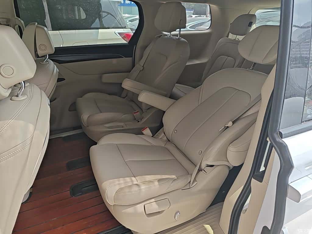 Buick GL8, 2023 17