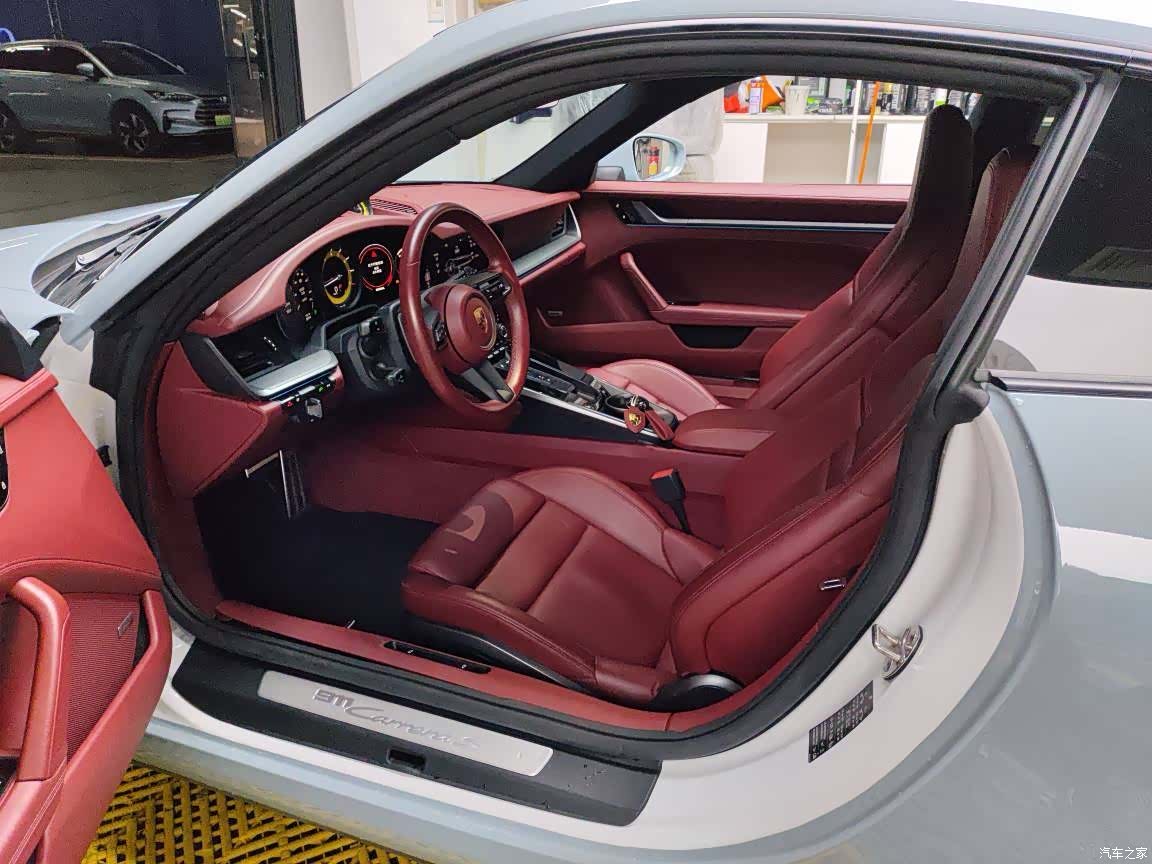Porsche 911, 2020 6