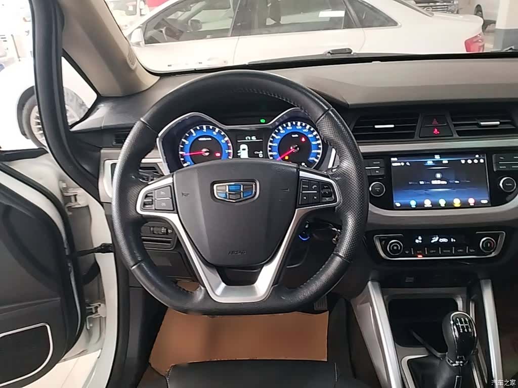 Geely X3, 2017 11