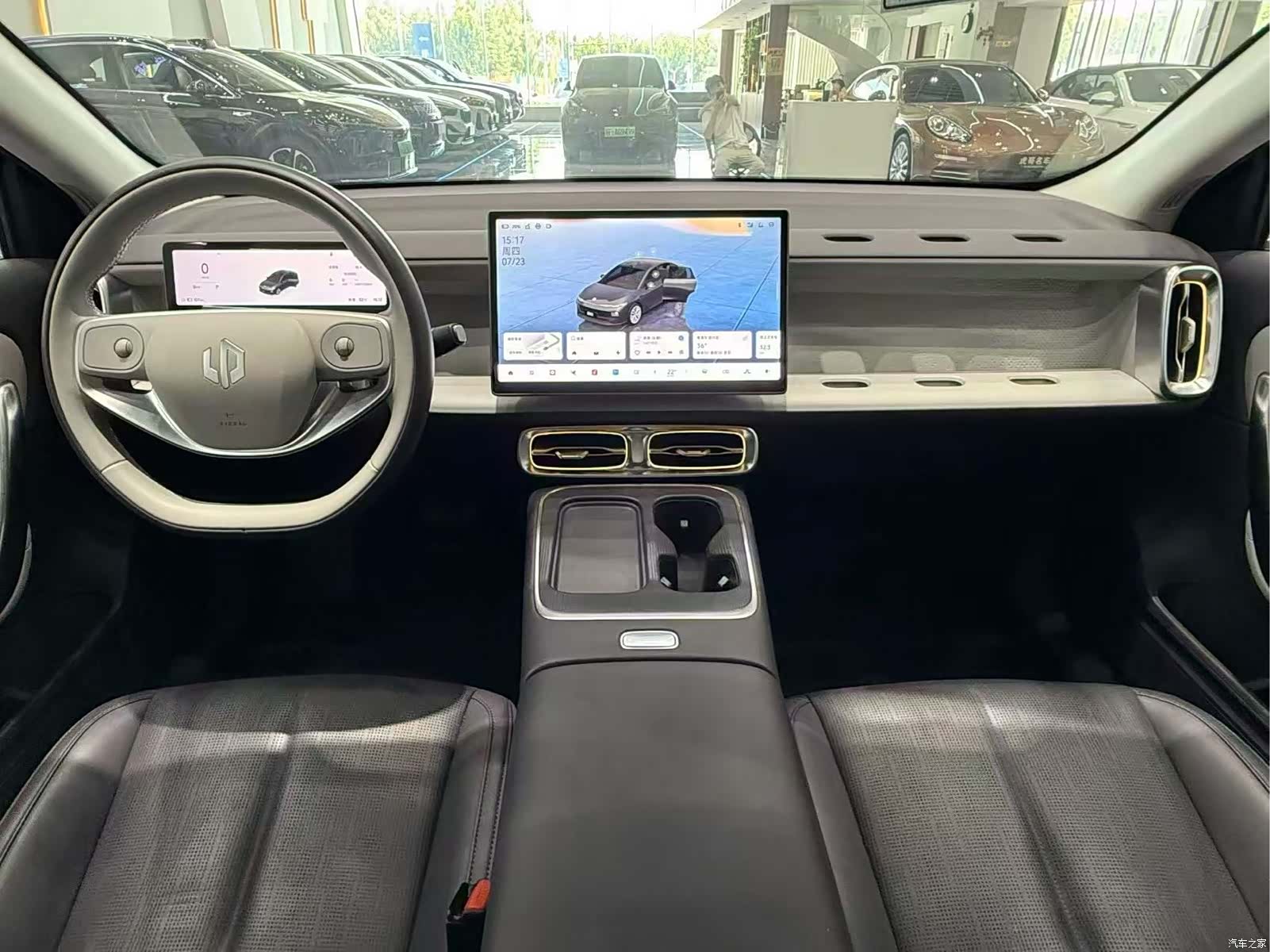 Leapmotor B01, 2025 все фото