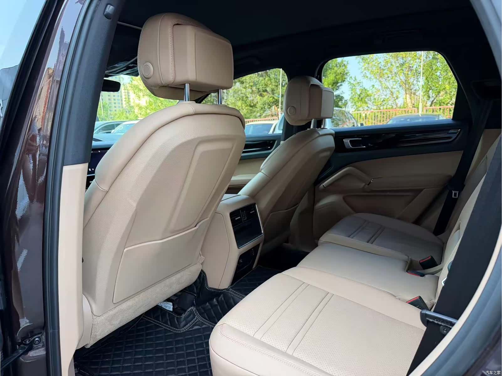 Porsche Cayenne, 2018 7
