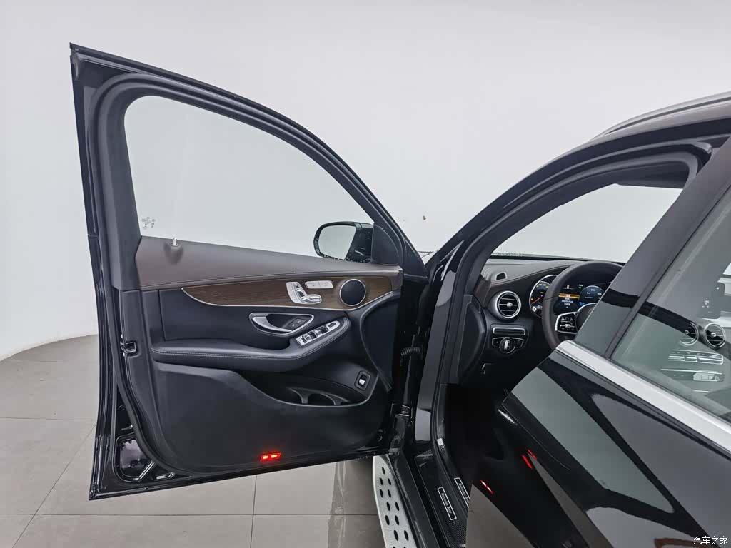 Mercedes-Benz GLC, 2023 8