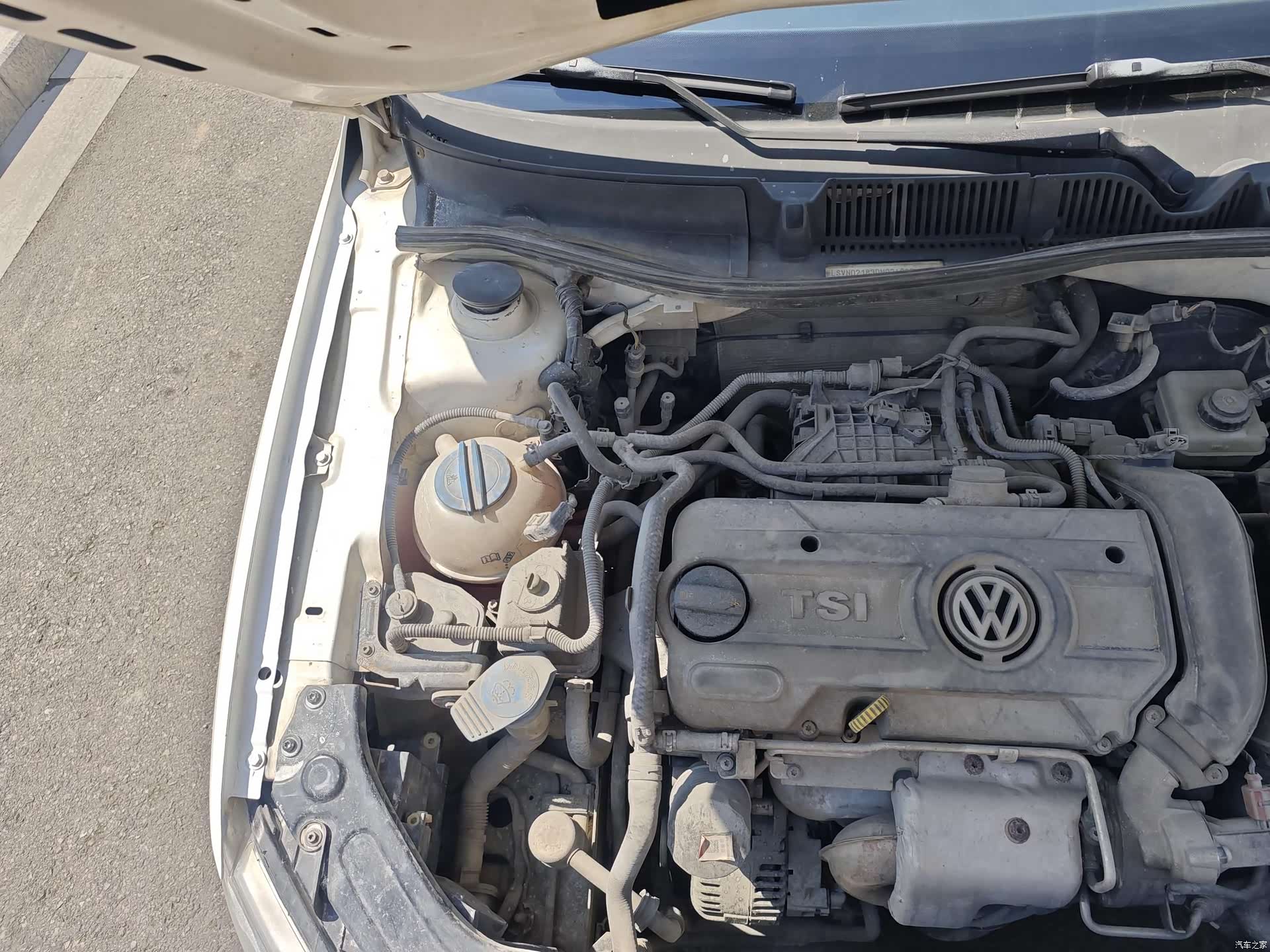 Volkswagen Lavida, 2013 19