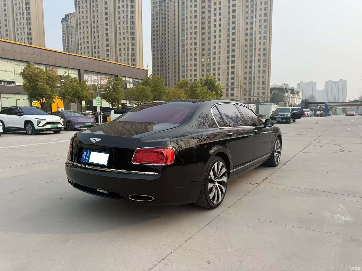 Bentley Flying Spur, 2011 8