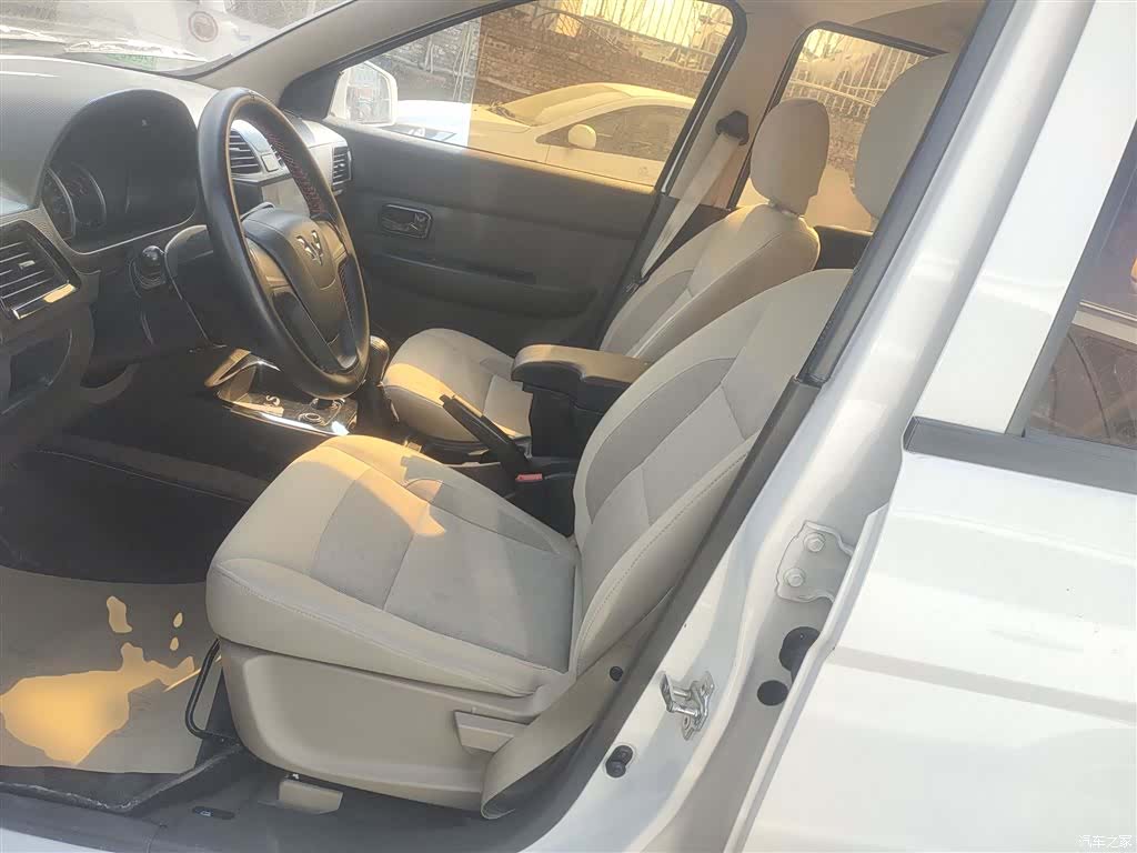 Wuling Hongguang, 2018 15