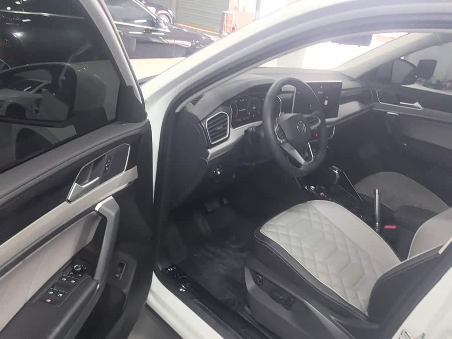 Volkswagen Tayron 2024, фото 12