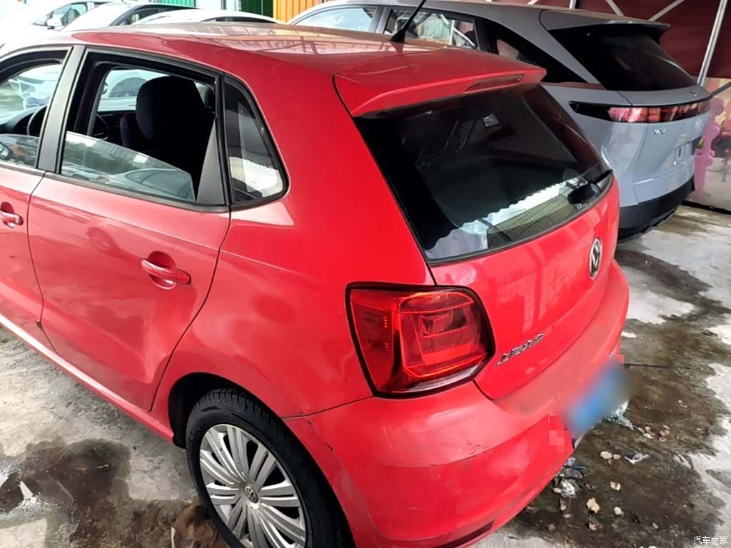 Volkswagen Polo, 2016 все фото