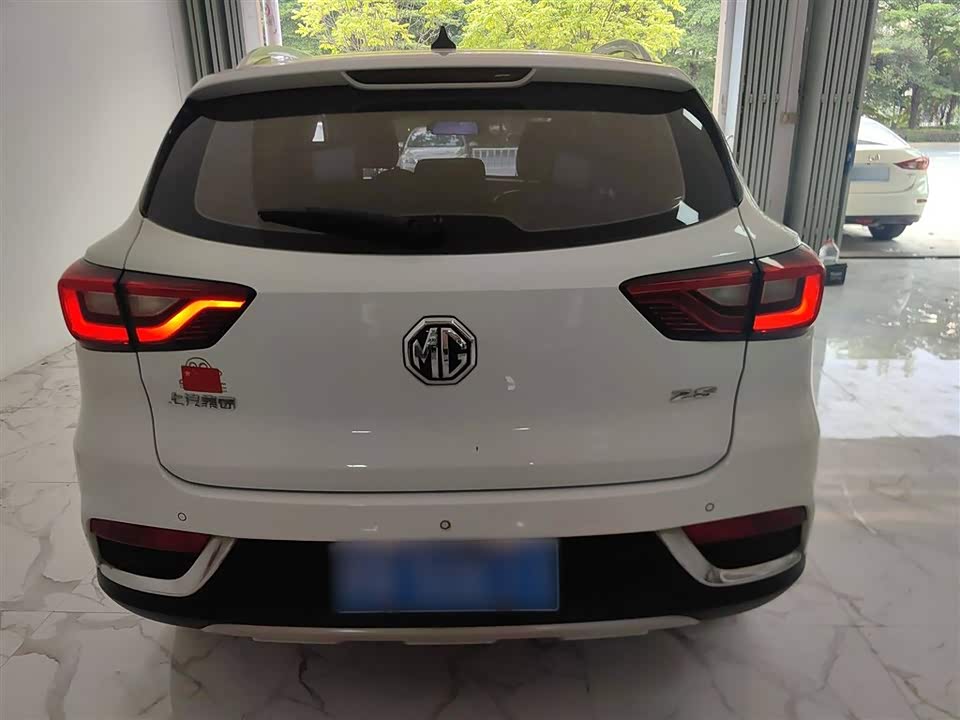 MG ZS