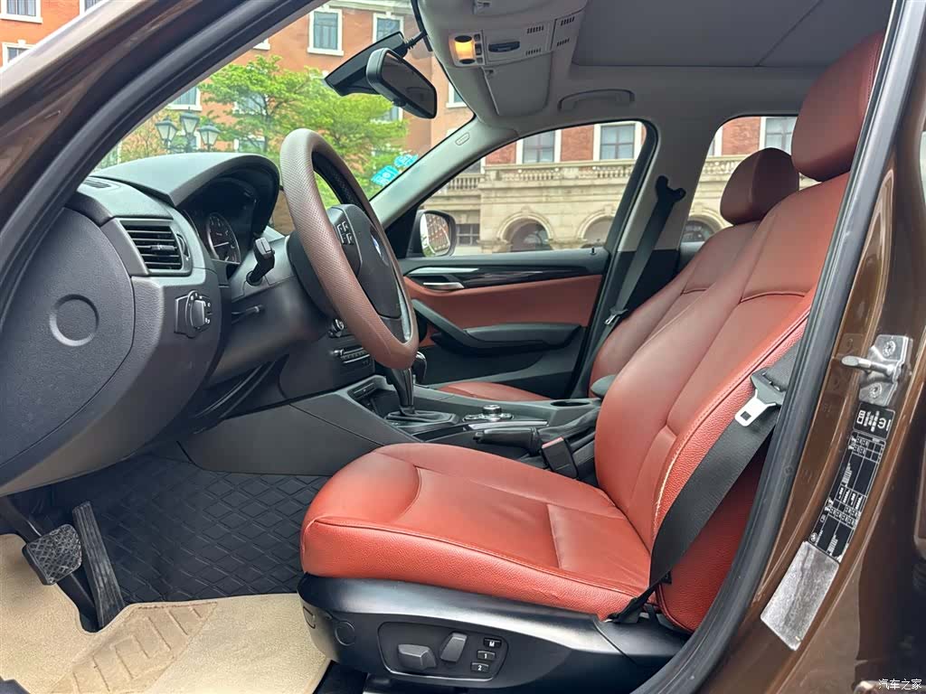BMW X1, 2012 6