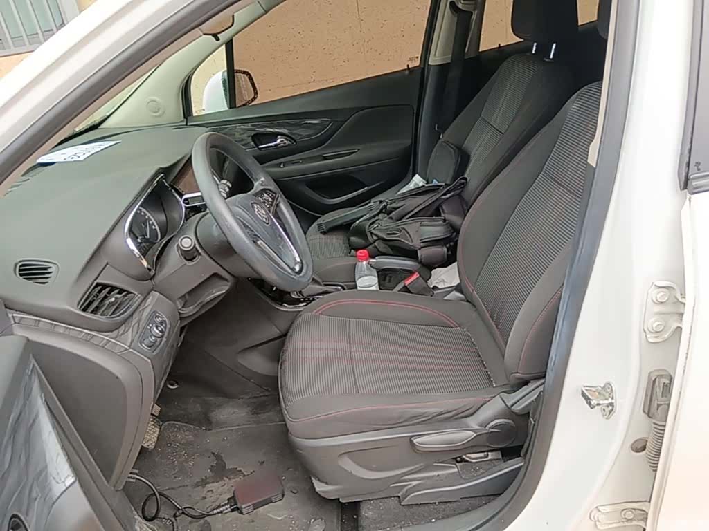 Buick Encore, 2017 15