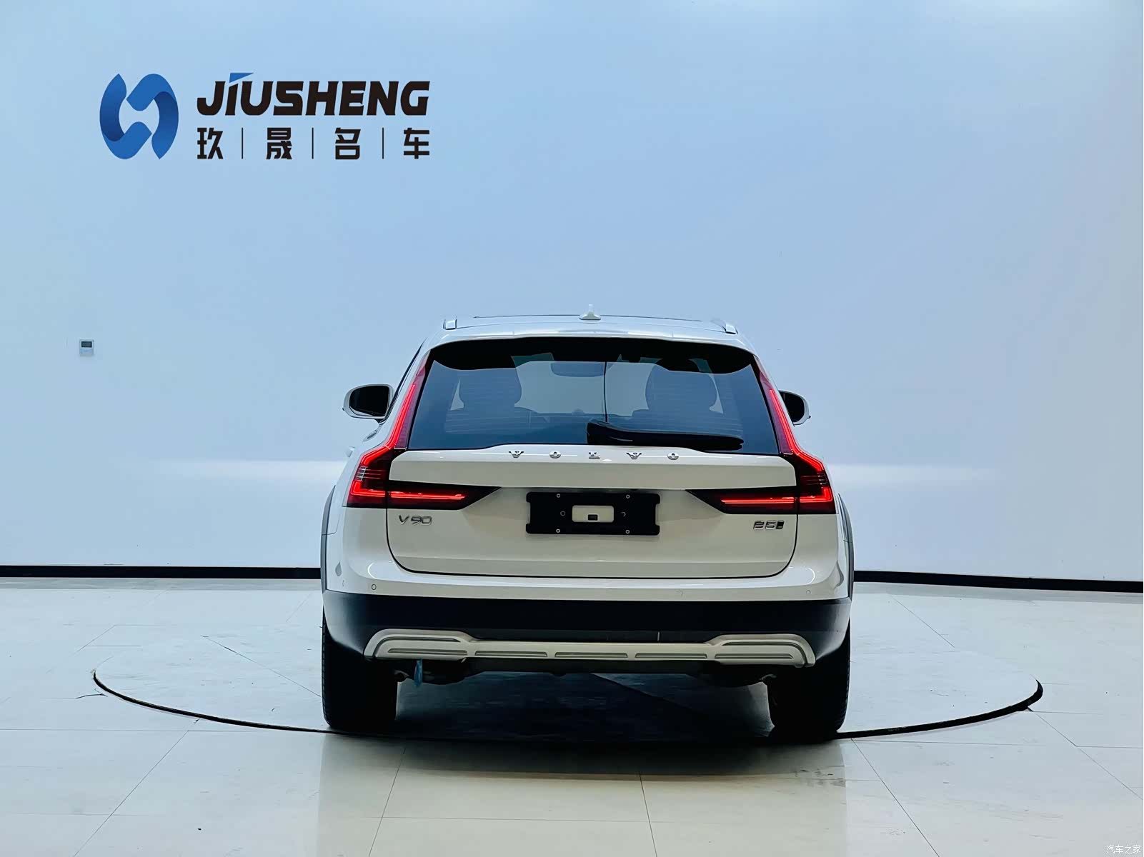 Volvo V90, 2021 все фото