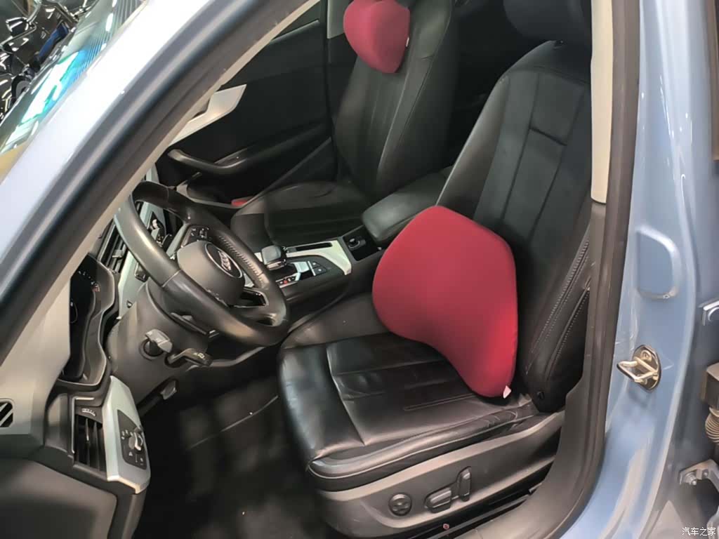 Audi A4L, 2018 15