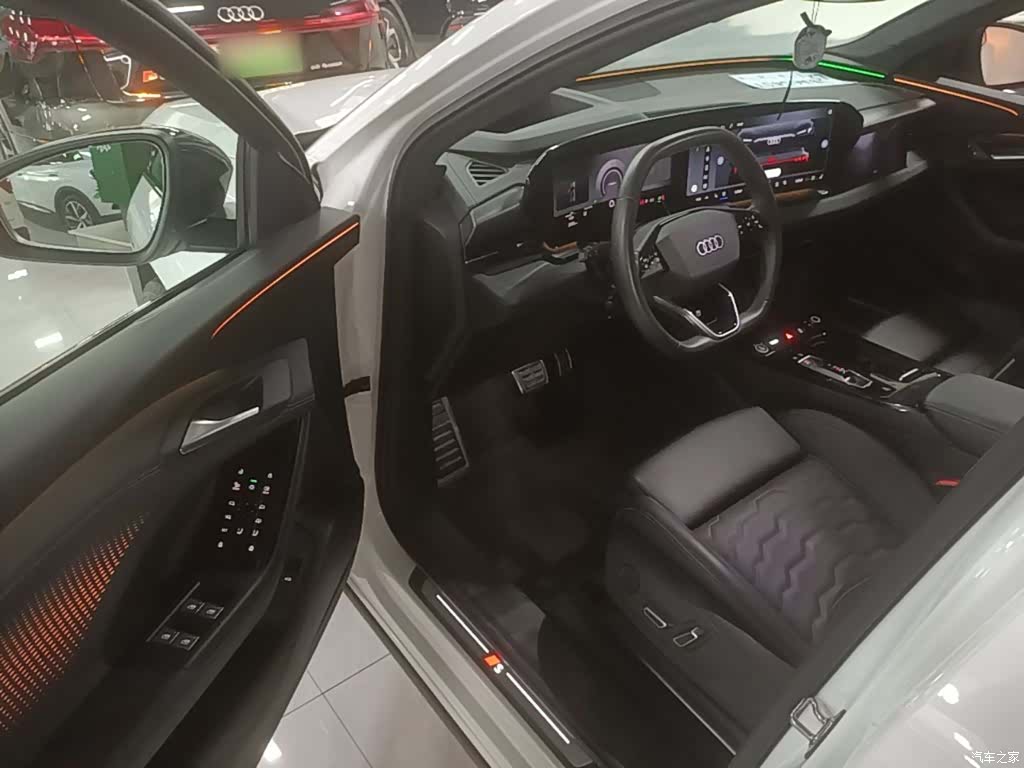 Audi e-tron, 2025 12
