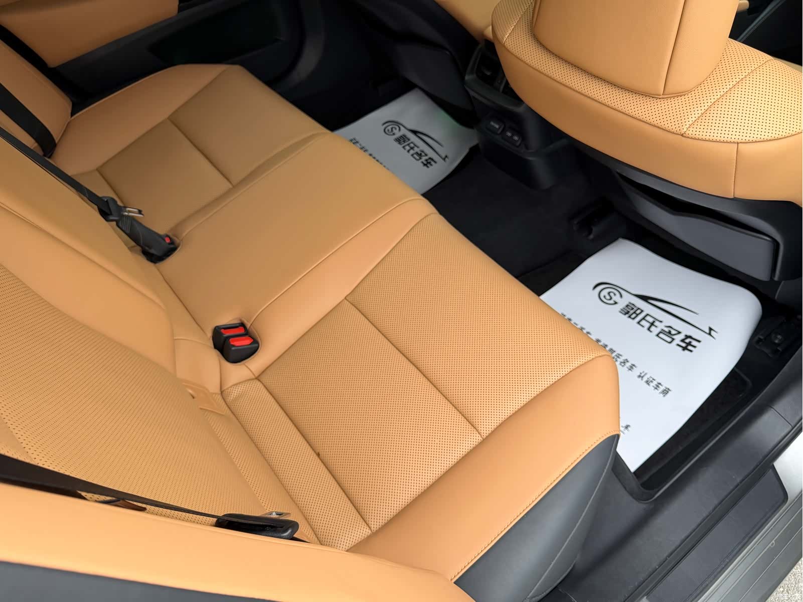 Lexus ES, 2022 18