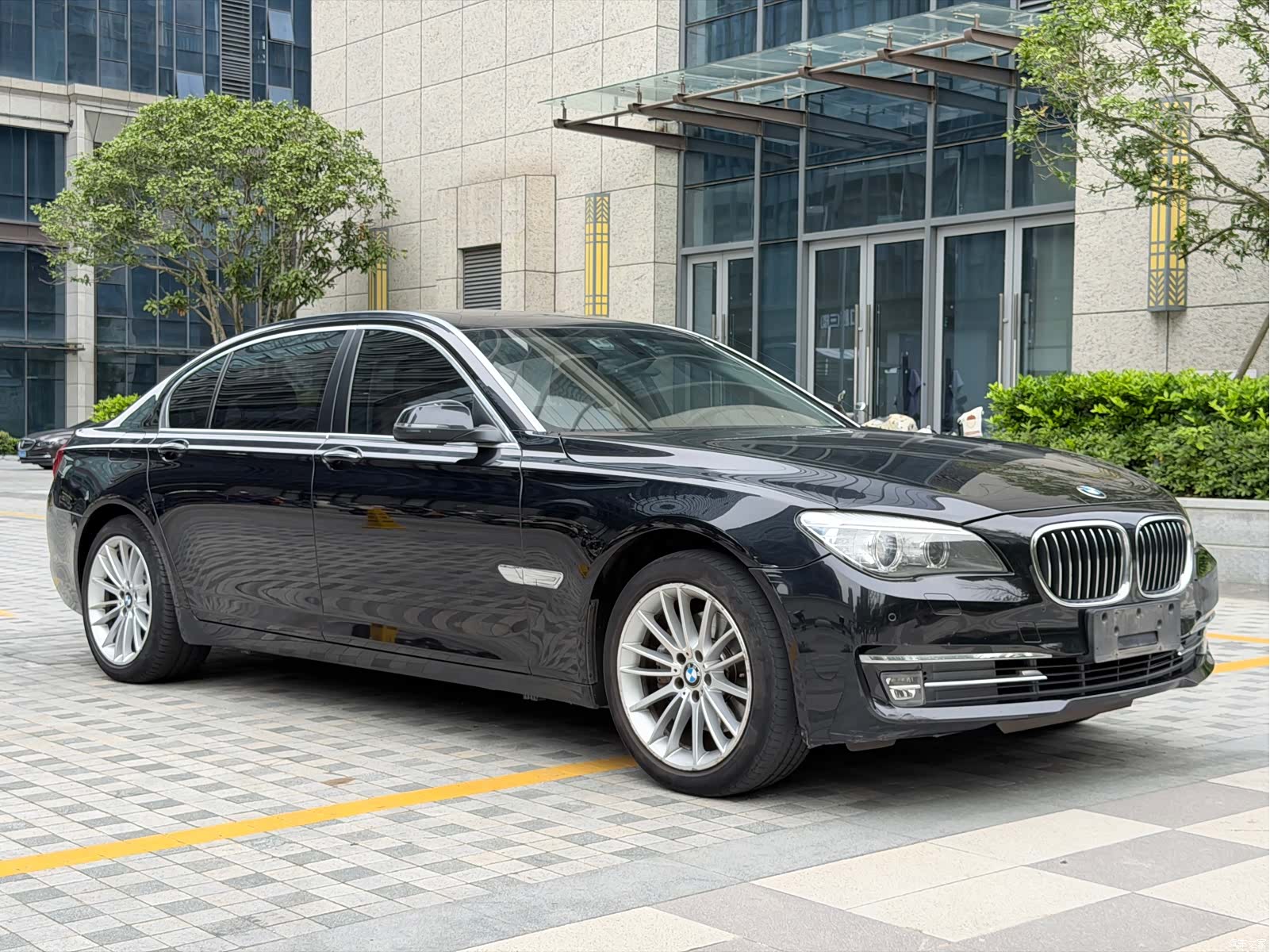 BMW 7 Series, 2015 3