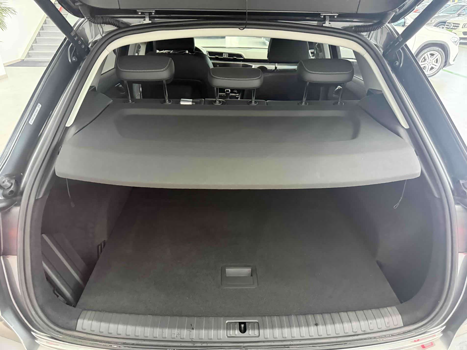 Audi Q3, 2022 15