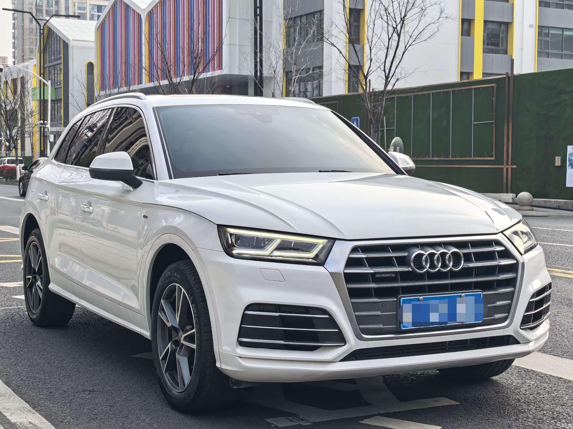 Audi Q5L, 2018 3