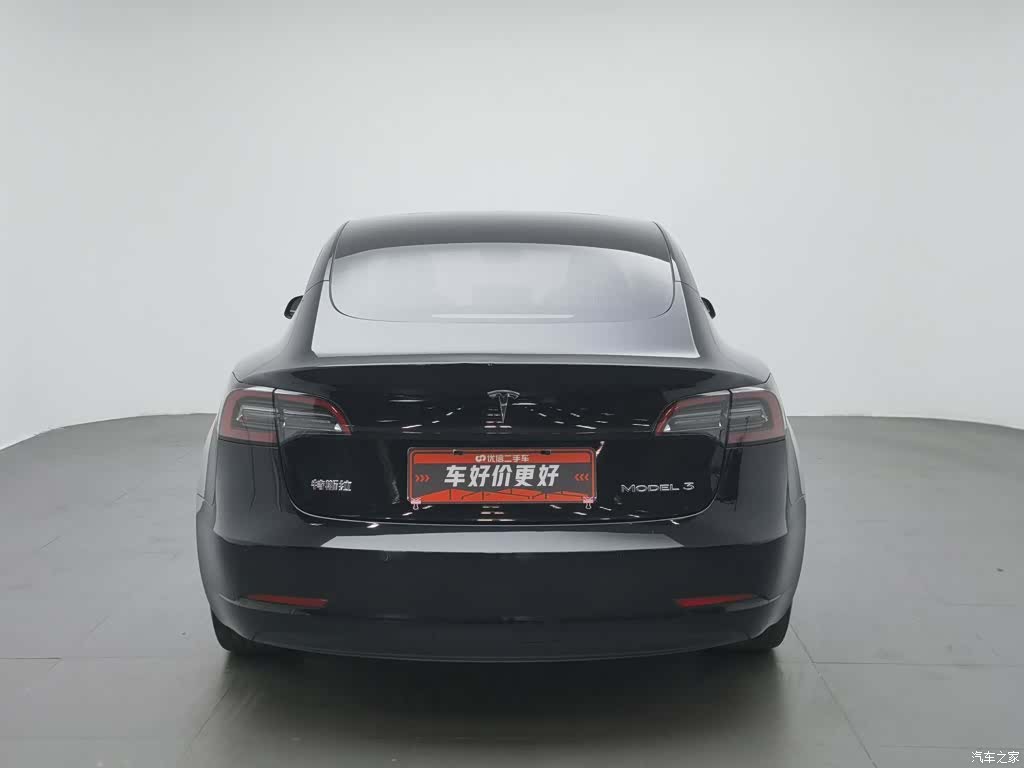 Tesla Model 3, 2022 4