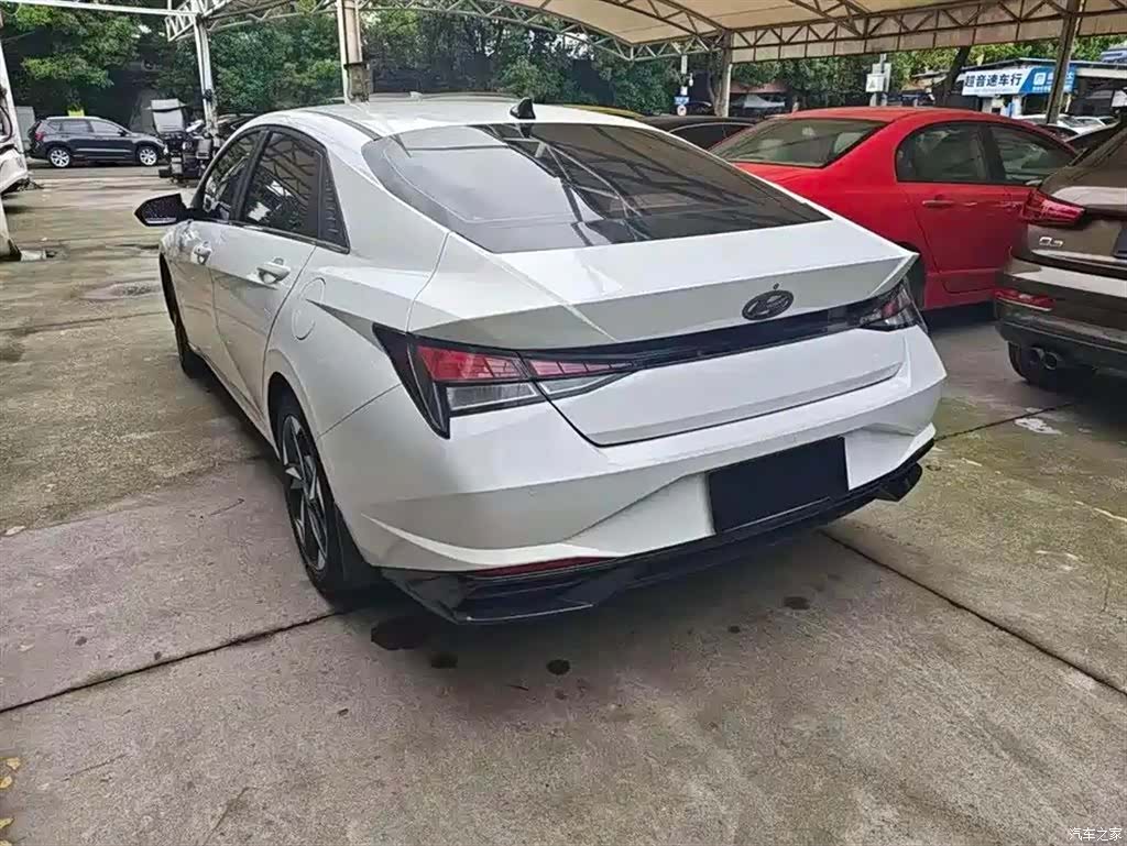 Hyundai Elantra, 2021 8