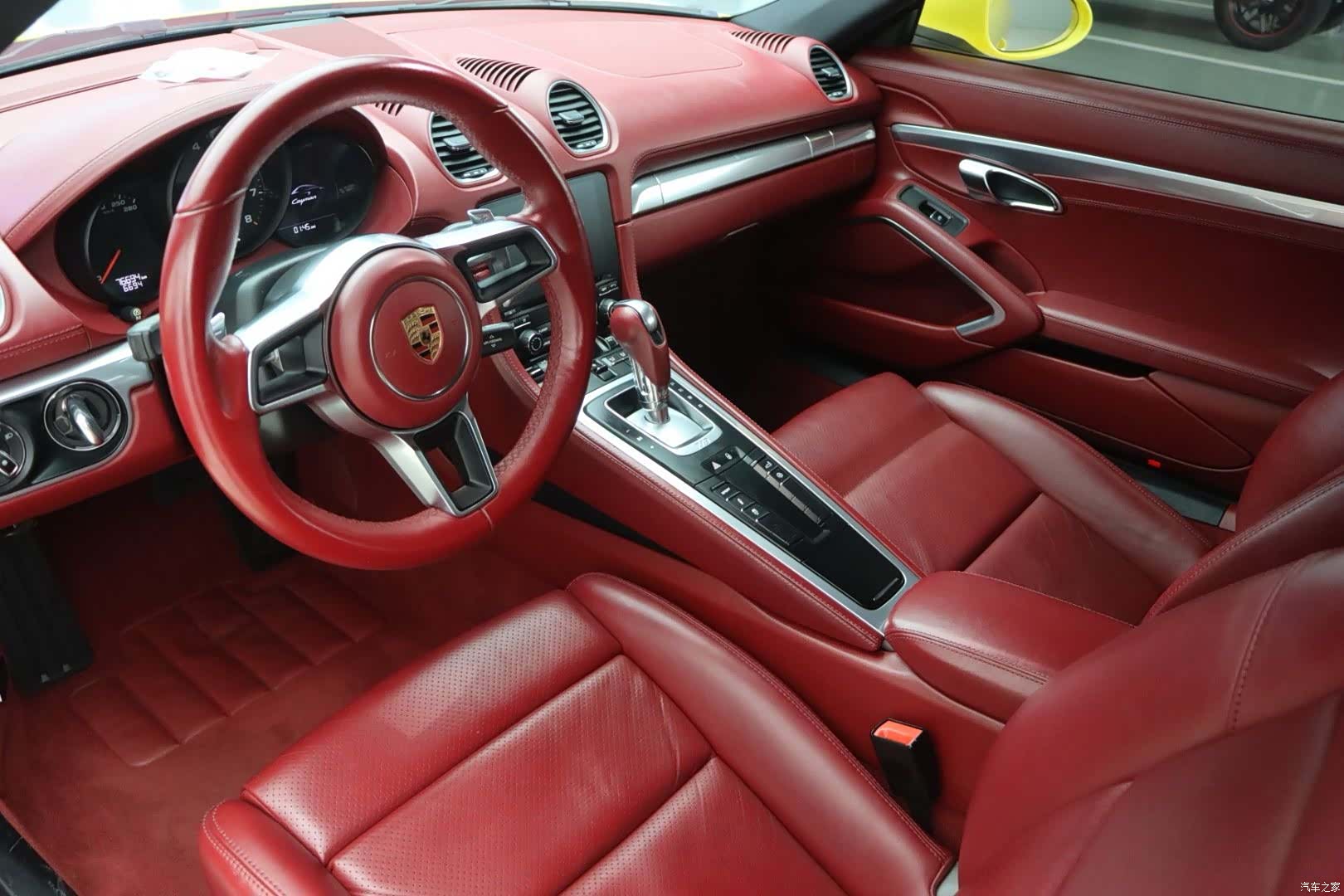 Porsche Cayman, 2017 9