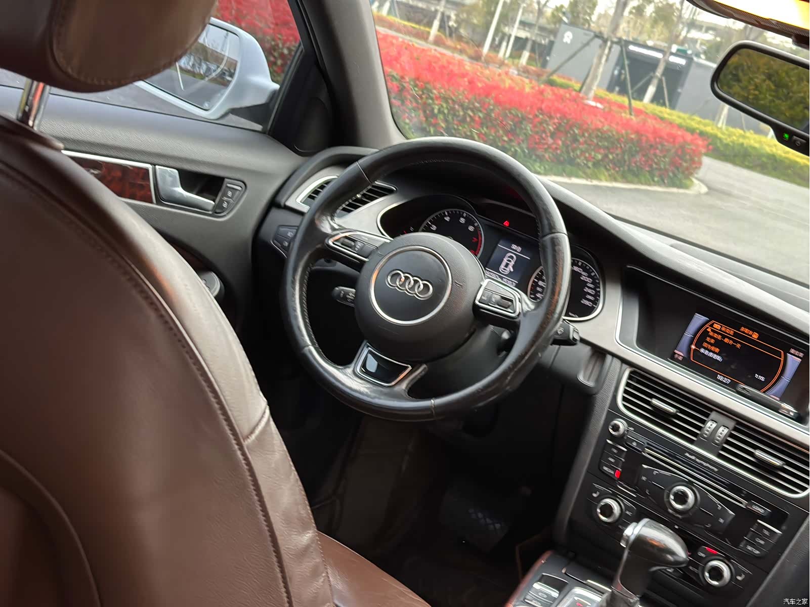 Audi A4L, 2016 12