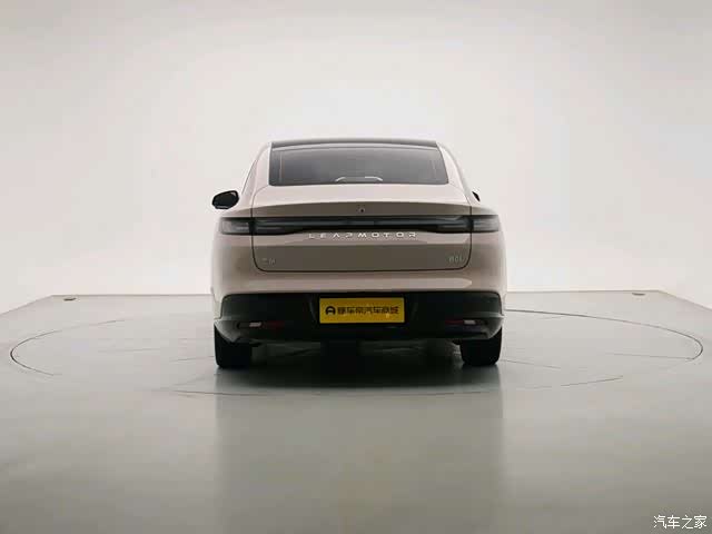 Leapmotor B01, 2025 4