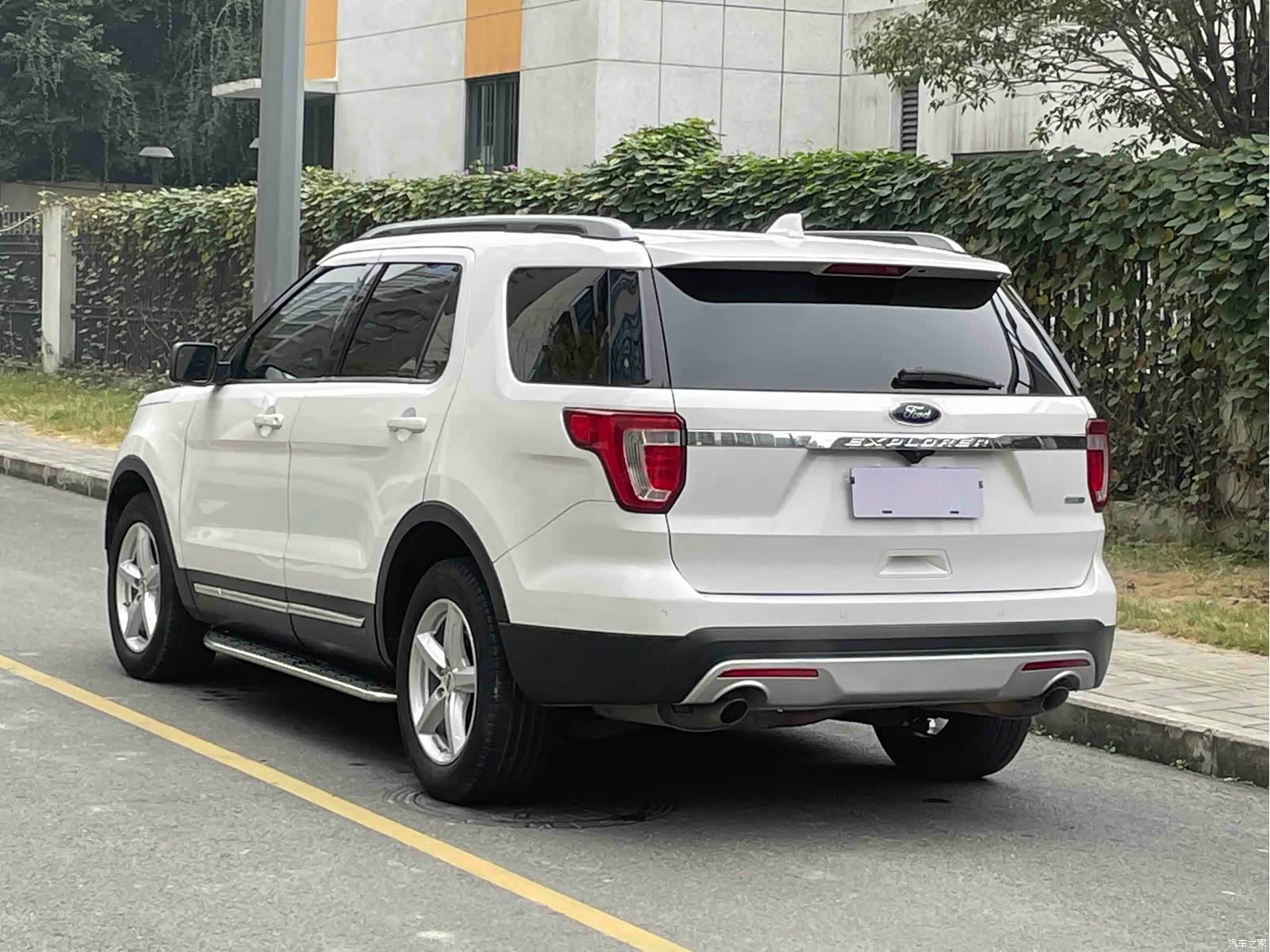 Ford Explorer, 2017 6