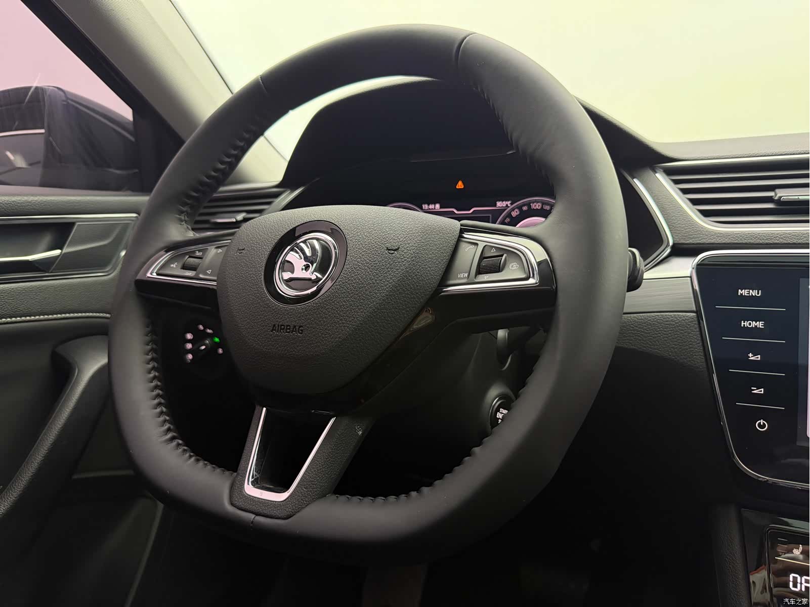 Skoda Superb, 2024 12