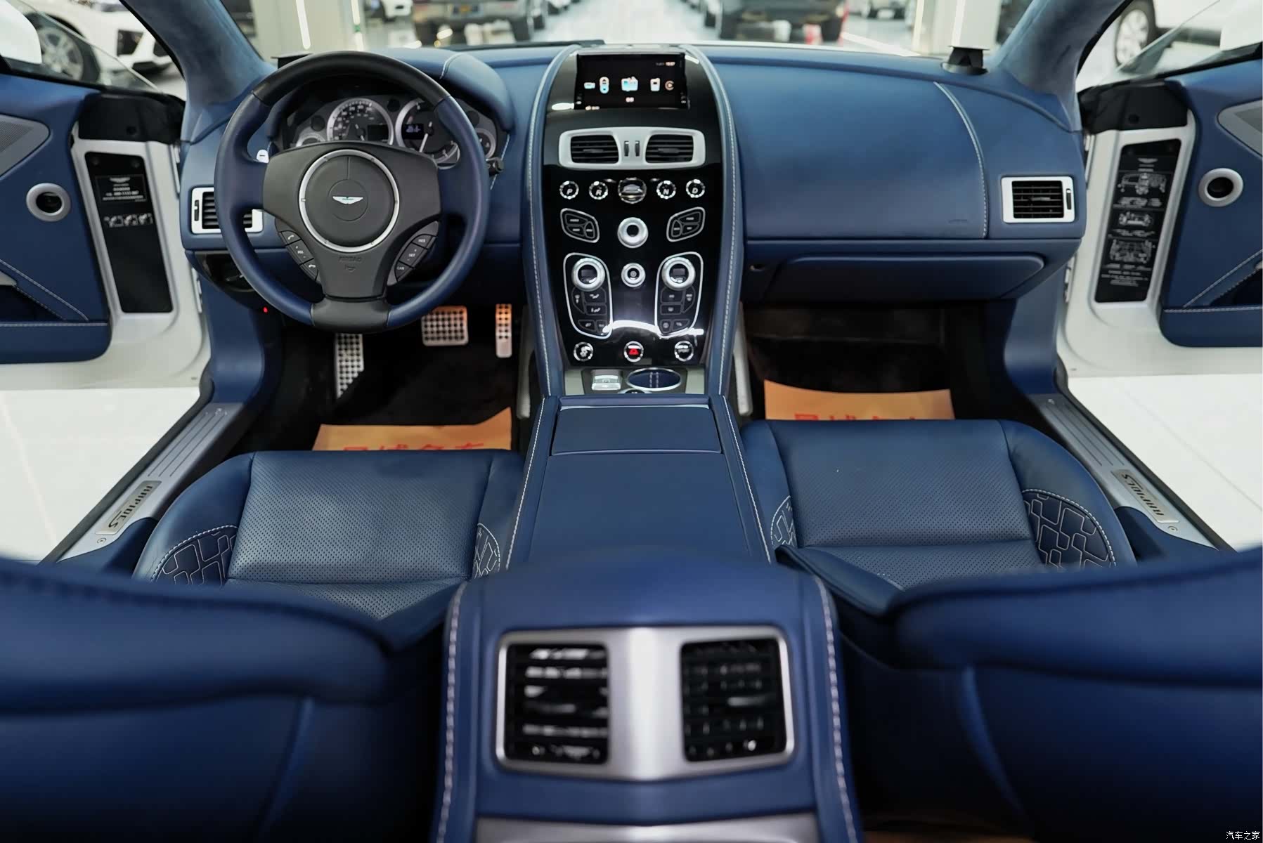 Aston Martin Rapide, 2019 3