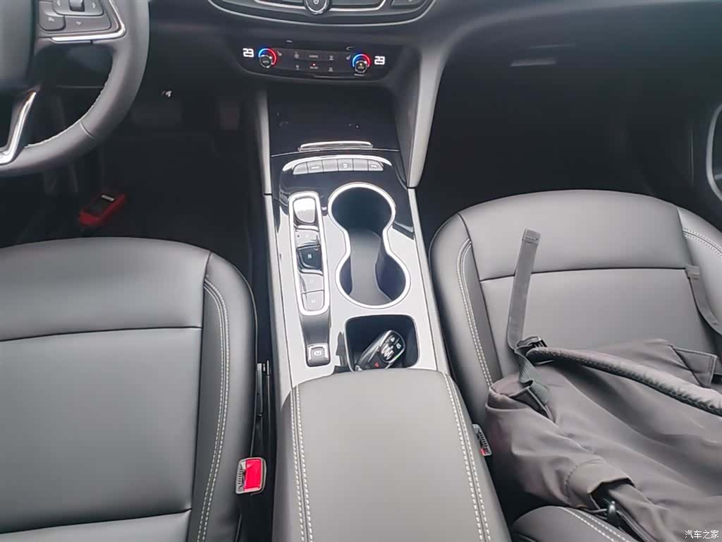 Buick Regal, 2025 14