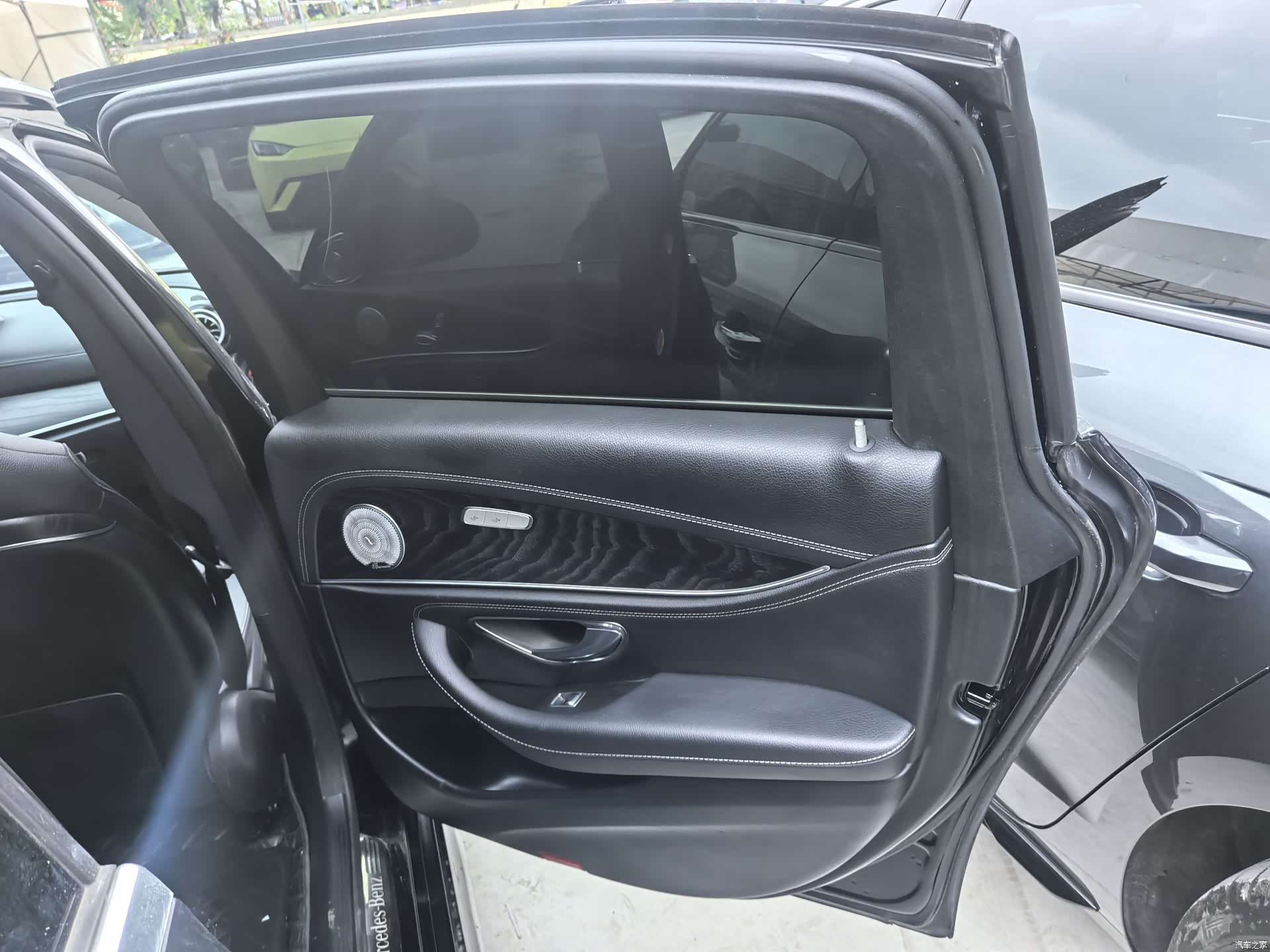 Mercedes-Benz E-Class, 2019 10
