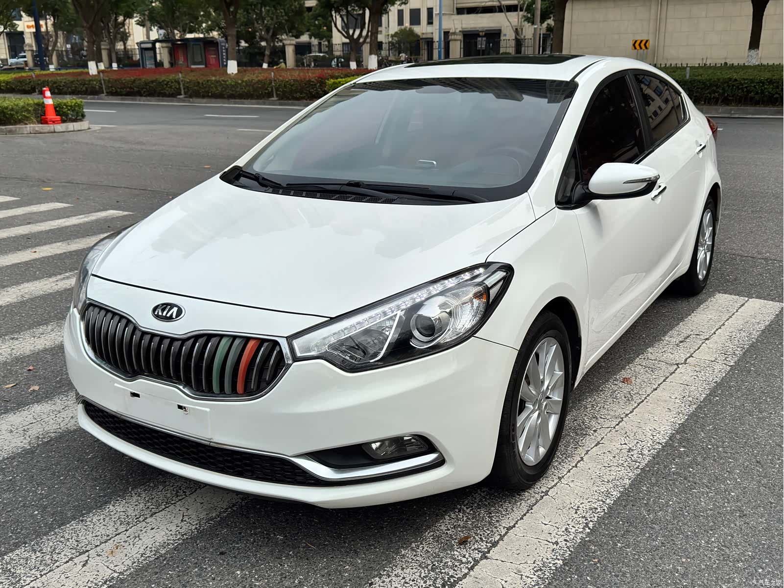 Kia K3, 2014 1