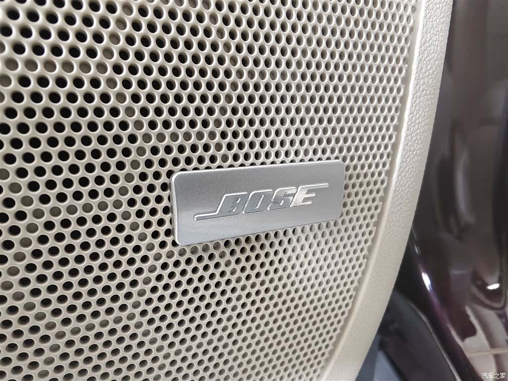 Buick Enclave, 2020 10