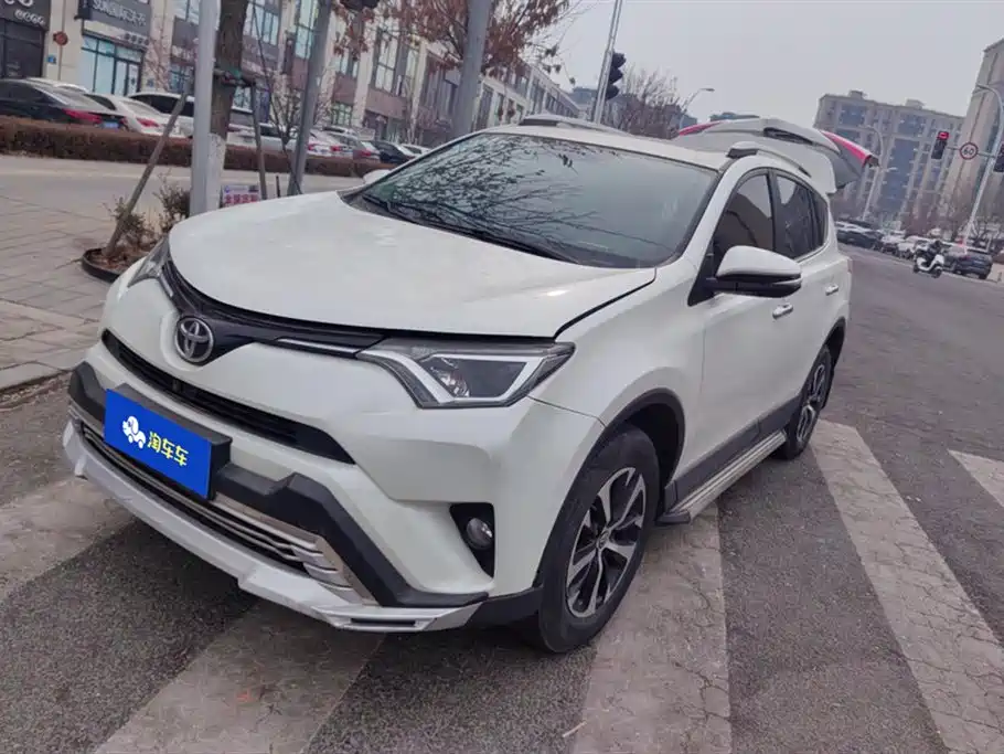 Toyota RAV4 Rongfang