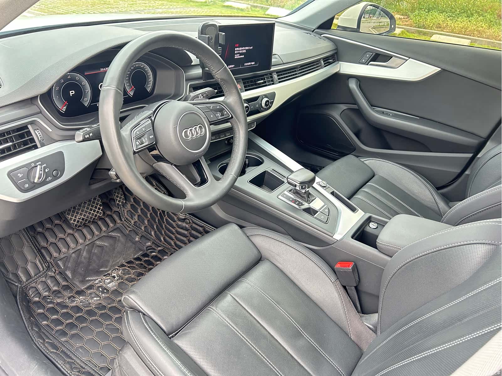 Audi A4L, 2023 10