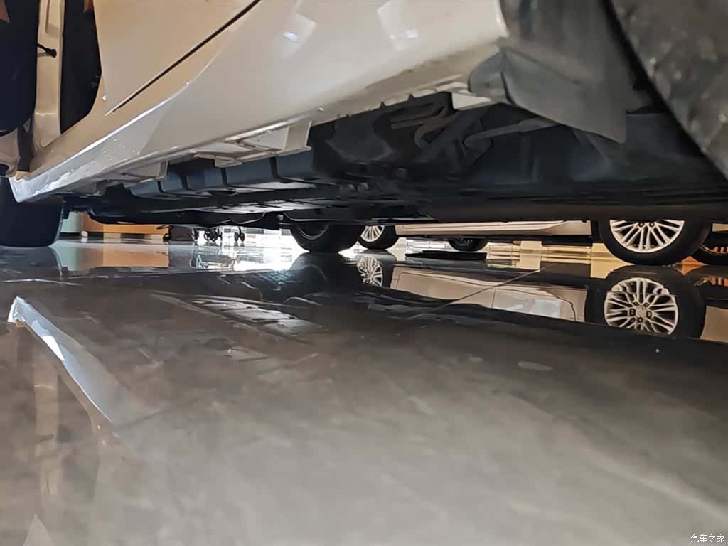 Lexus ES, 2016 22