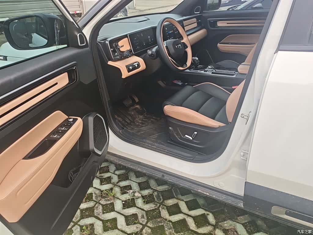 Geely Icon, 2022 14
