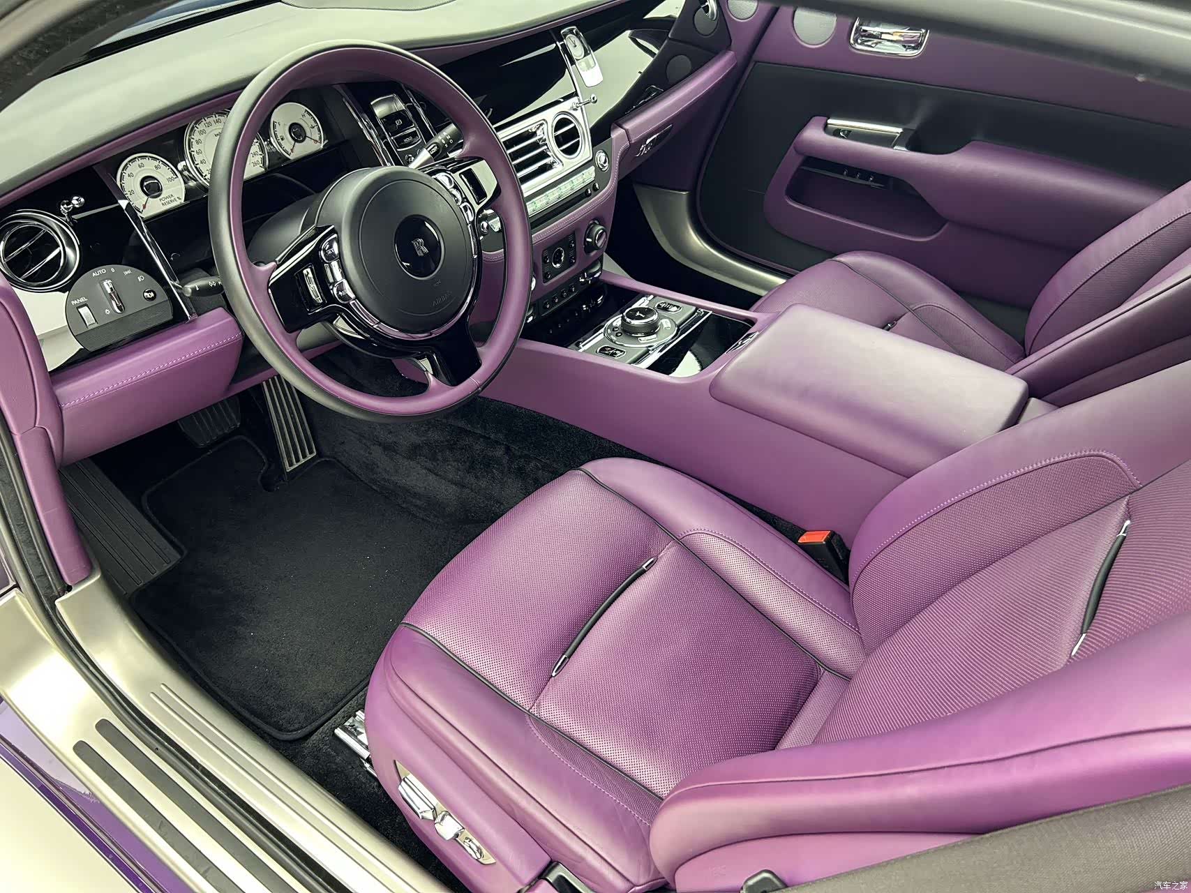 Rolls-Royce Wraith, 2018 все фото