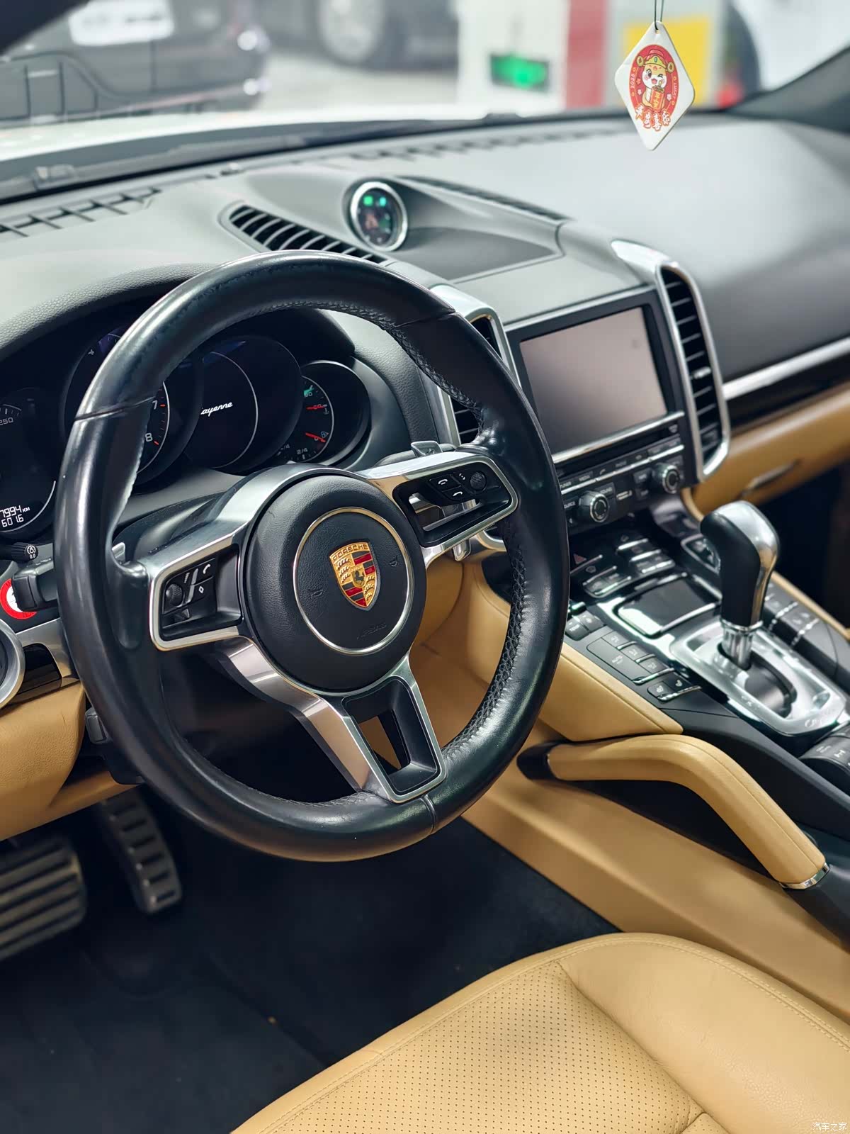 Porsche Cayenne, 2015 10