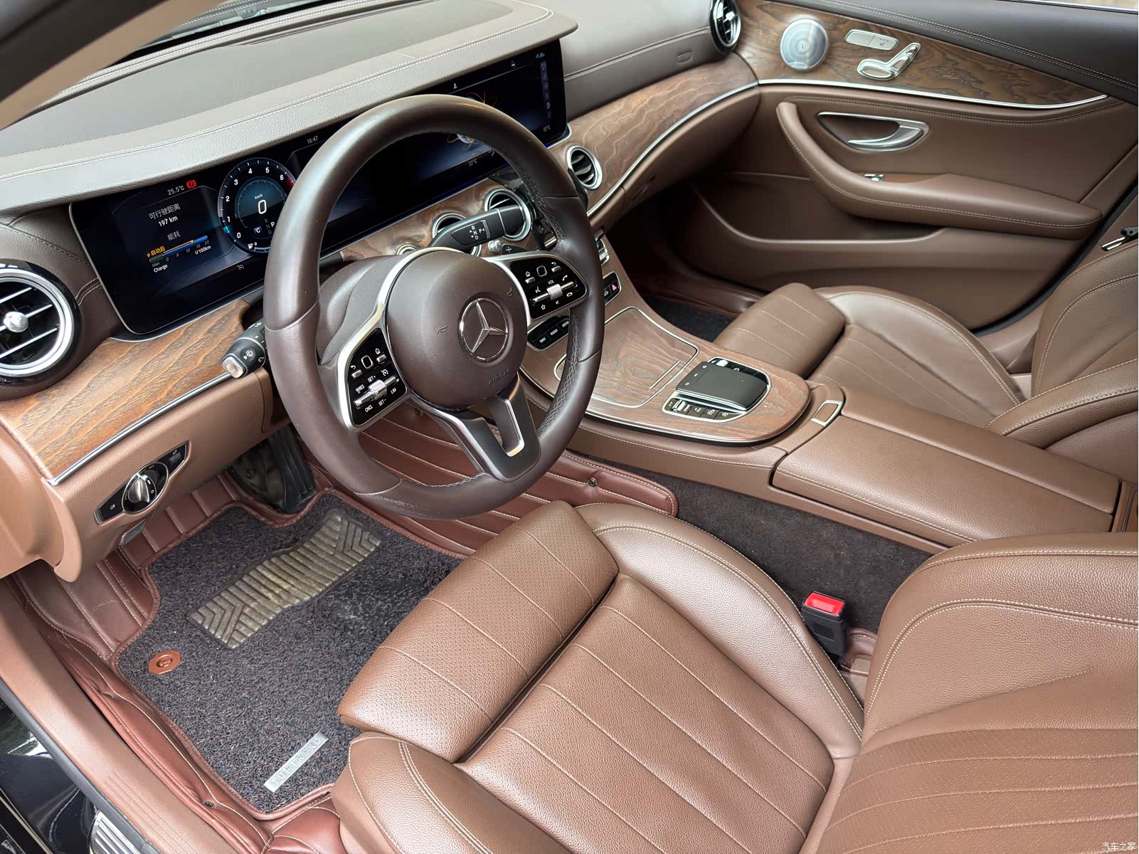 Mercedes-Benz E-Class, 2019 17
