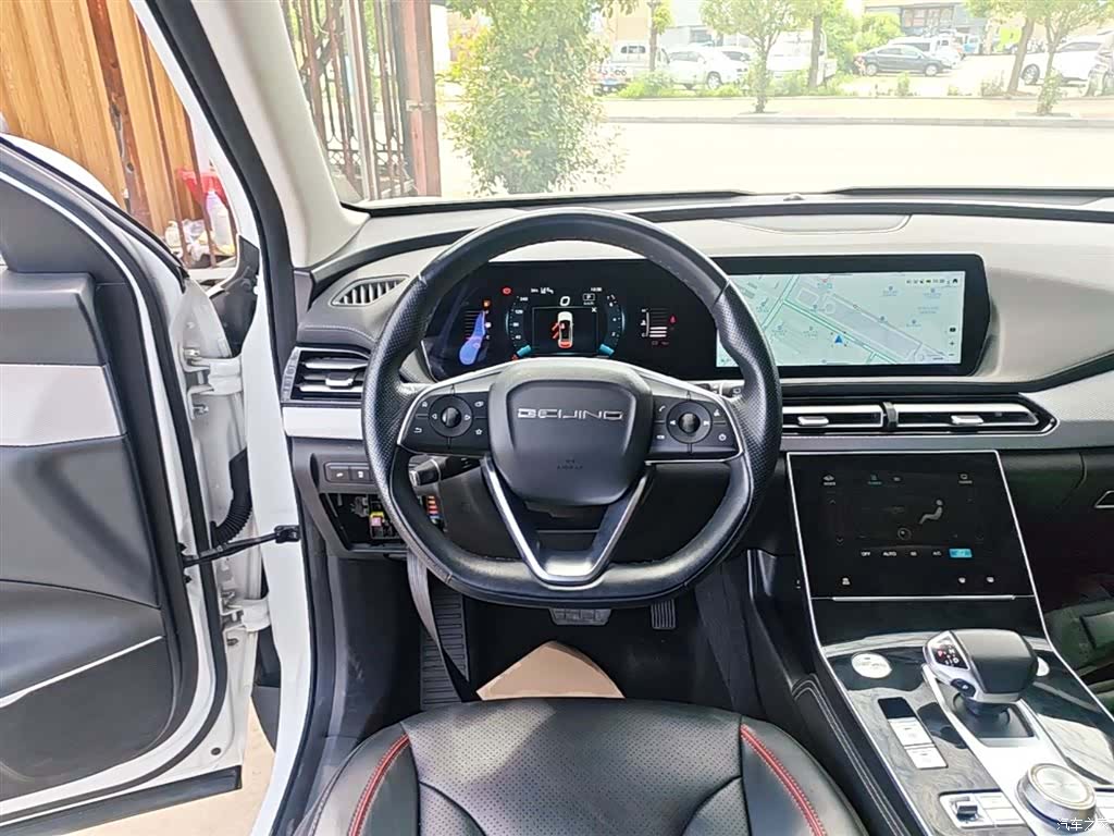 BAIC X7, 2020 11