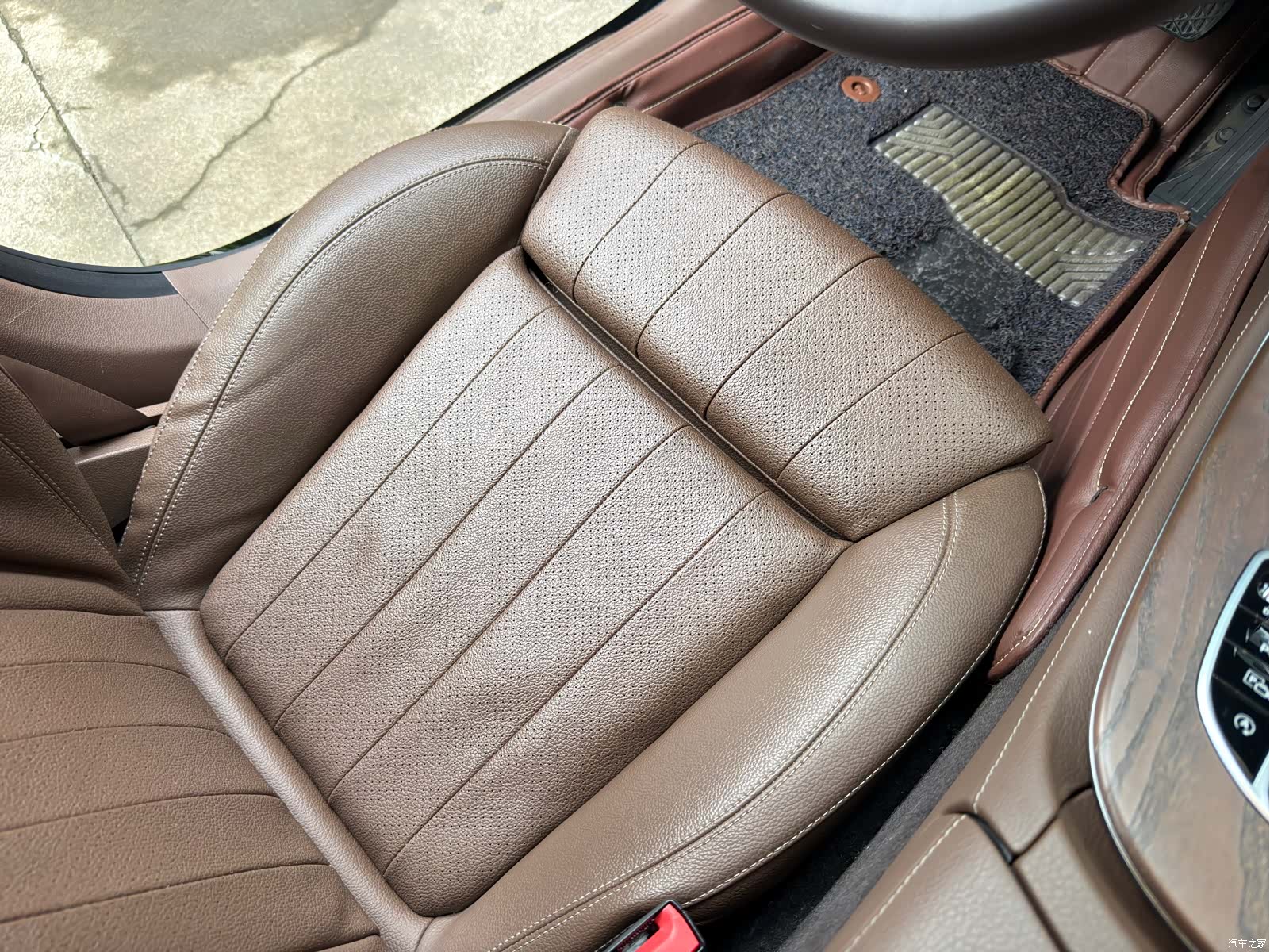 Mercedes-Benz E-Class, 2019 15