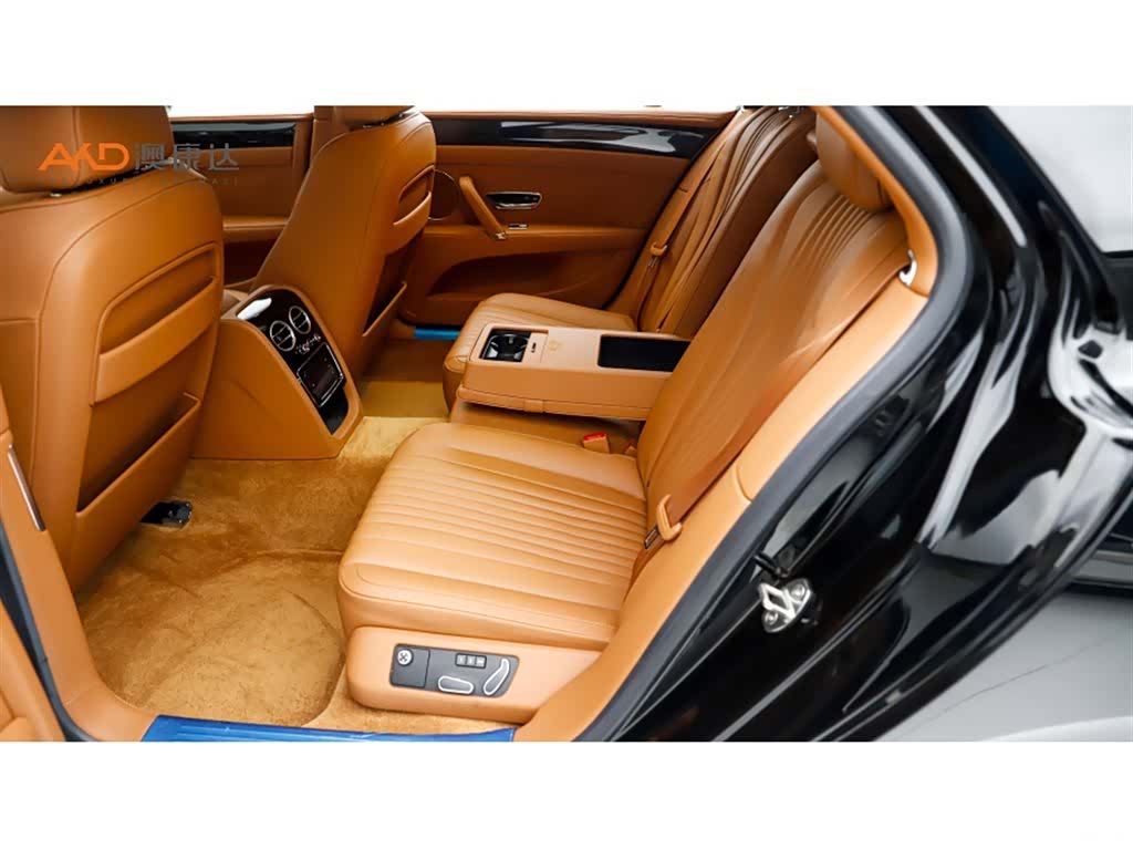 Bentley Flying Spur, 2019 7